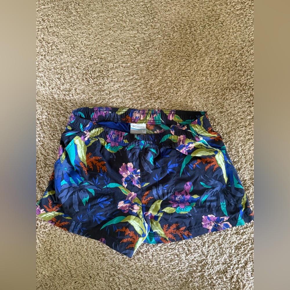 Columbia Patterned Shorts